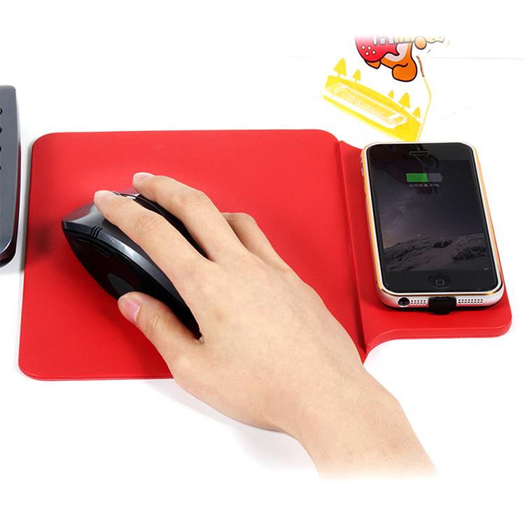 Mouse pad shape wireless charger fast charging